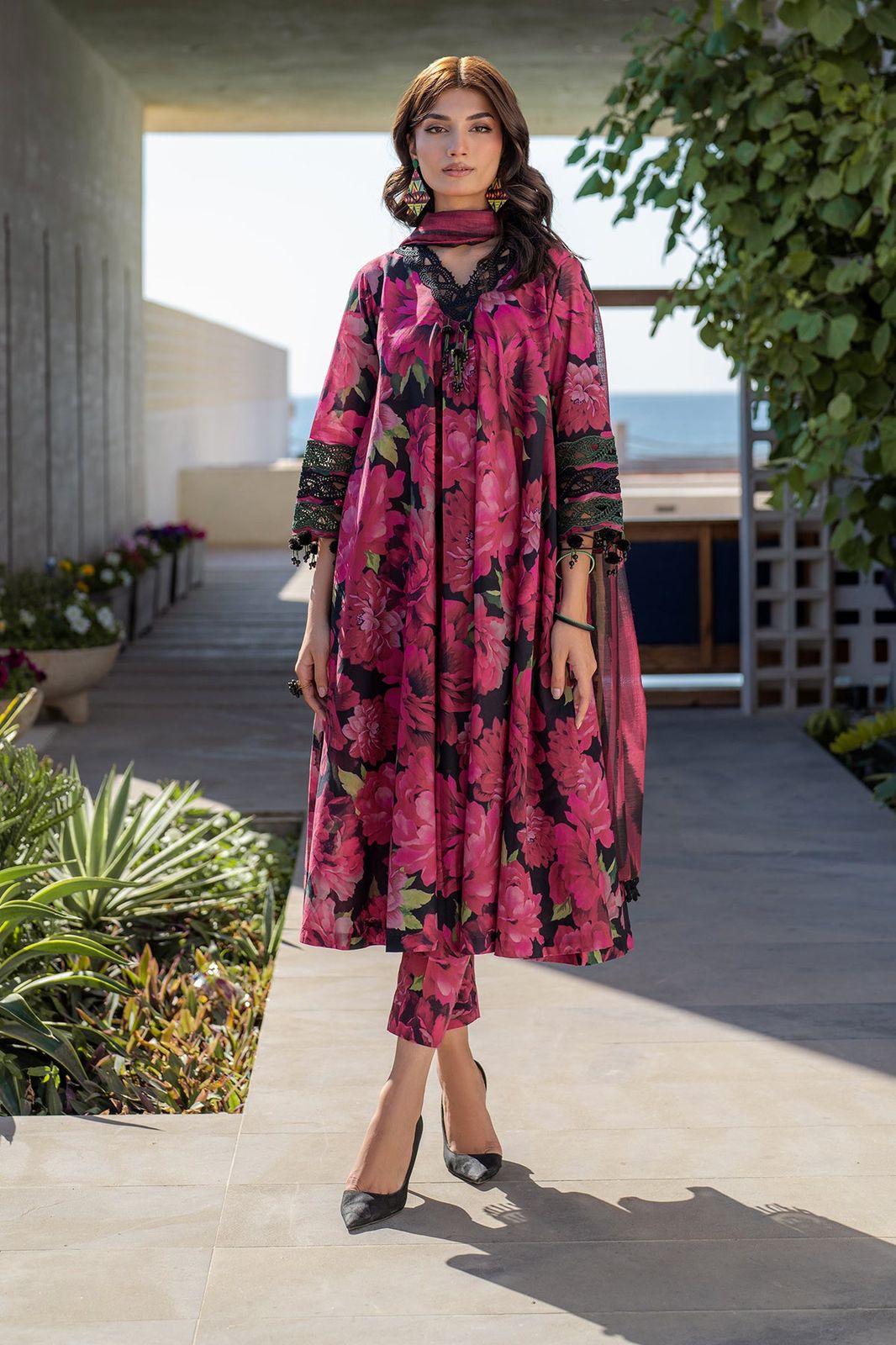 BAROQUE EMBROIDERED PRINTED LAWN UF-4087